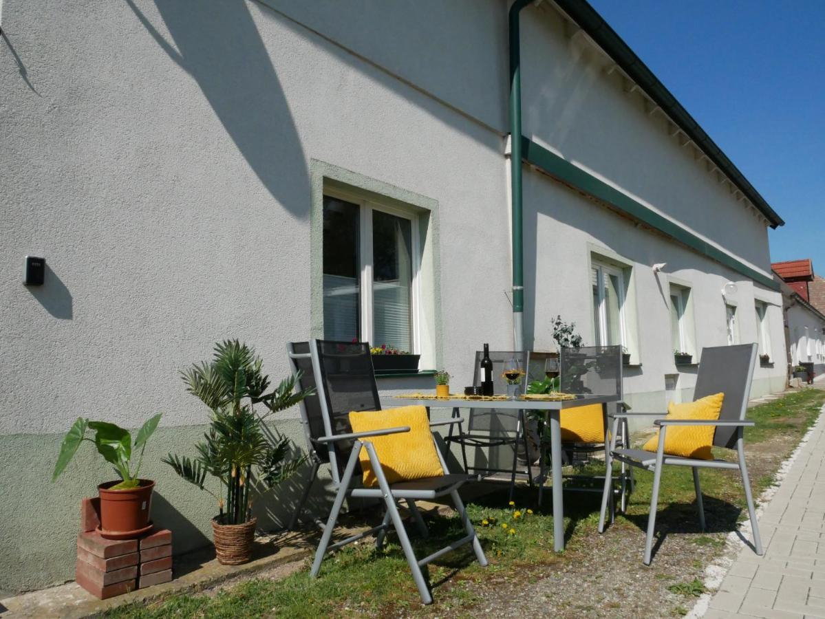 Bonito - Ferienapartment Schützen am Gebirge Exterior foto